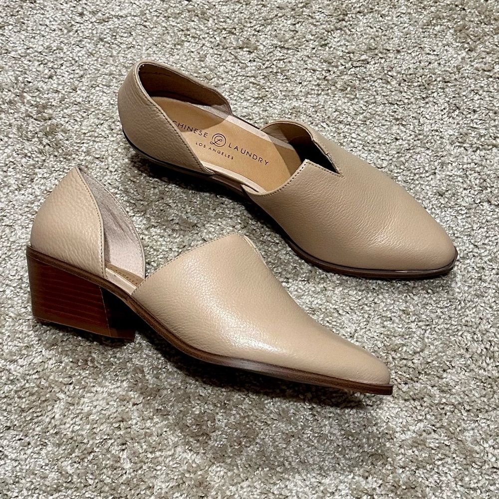 Chinese Laundry Beige Ankle Booties - Picture 4 of 6